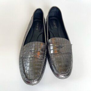 Born Silver Metallic Alligator Embossed Leather Loafers size 9